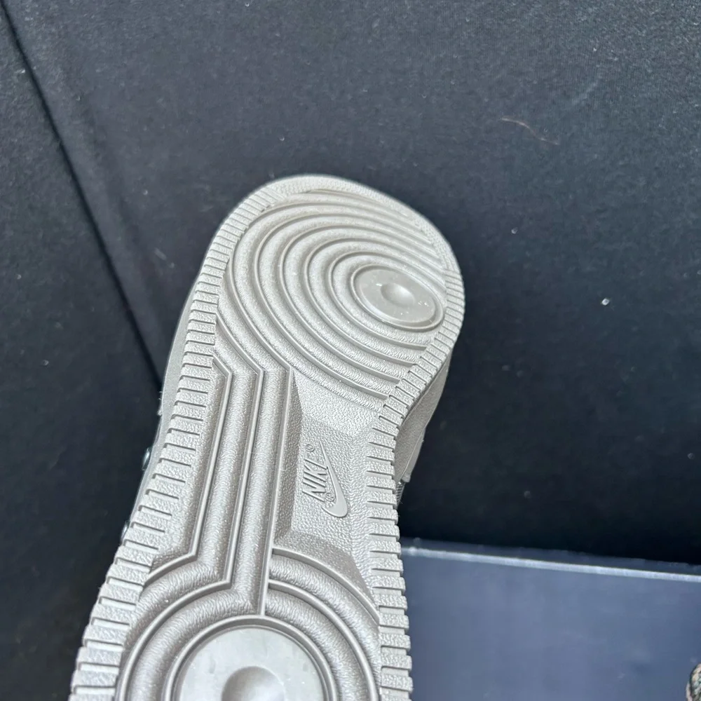 Nike High-Top Sneakers in Gray and Brown